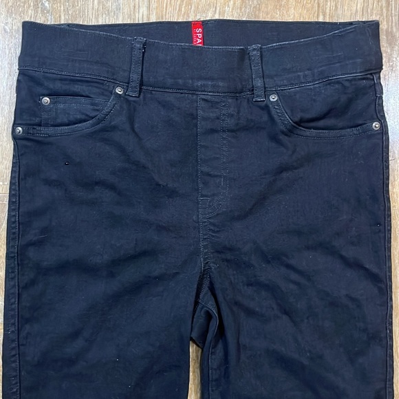 Spanx Black Pull On Skinny Ankle Pants Jeans EUC Stretch Women's Medium M - Picture 3 of 13
